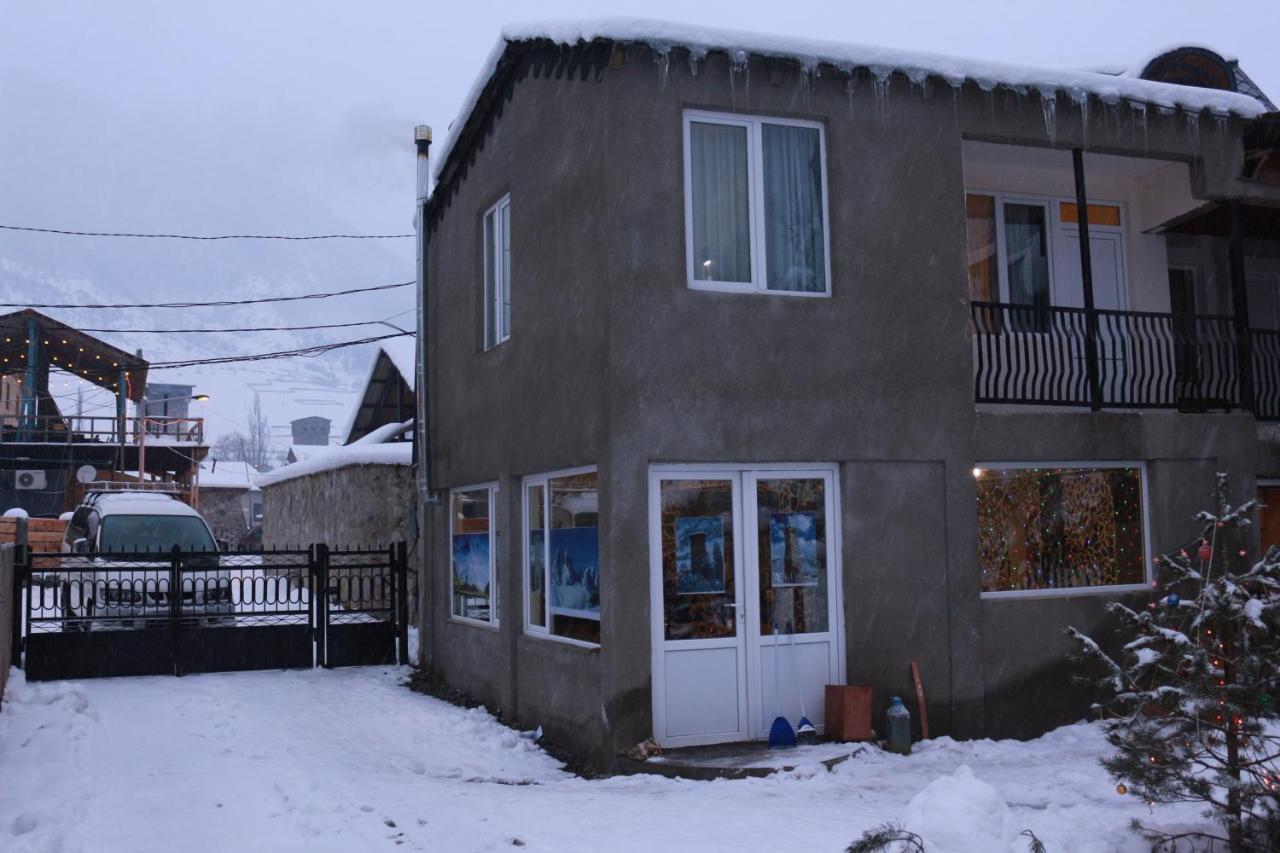 Inga Jafaridze Guesthouse Pele Mestia Exterior photo